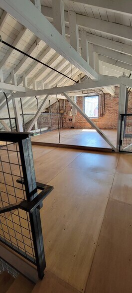 More Photos Of 4 Foundy St, Asheville Office For Lease