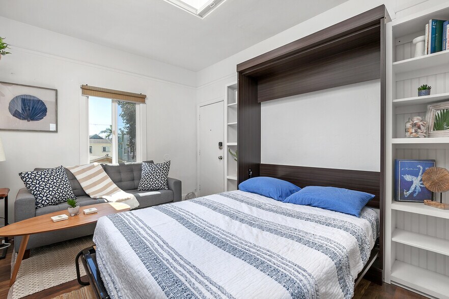 More Photos Of 818 Portsmouth Ct, San Diego Multifamily For Sale