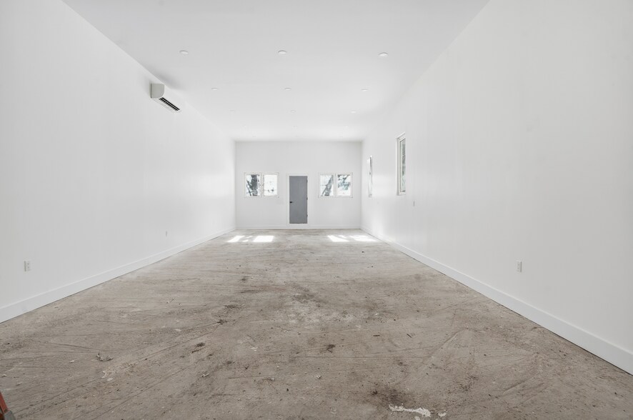 More Photos Of 1112 Fulton St, Brooklyn Storefront Retail Residential For Lease