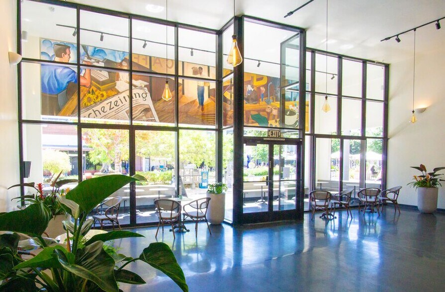 More Photos Of 320 California Ave, Palo Alto Storefront For Lease