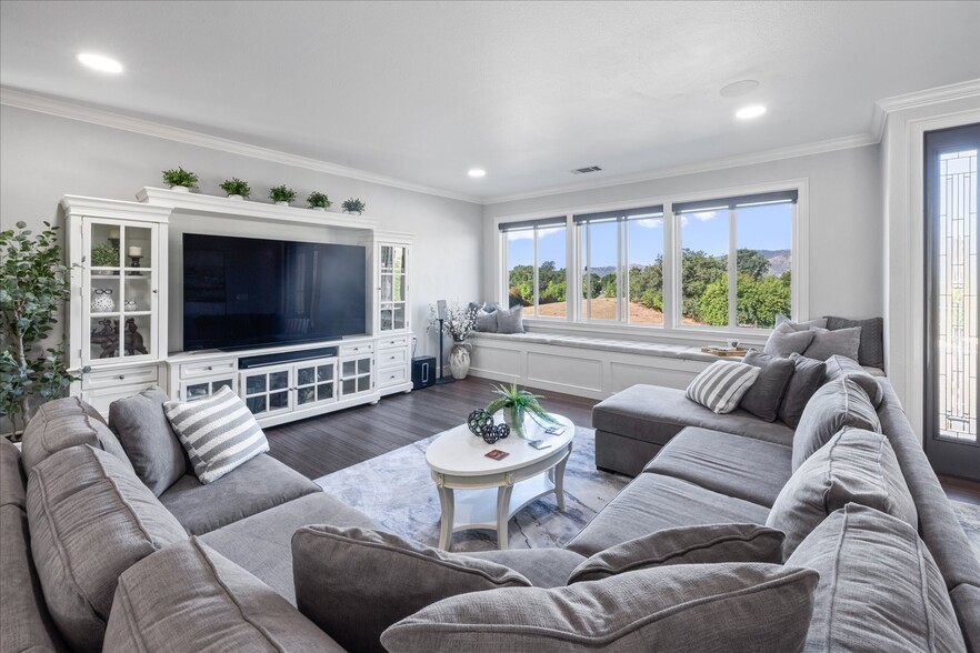 More Photos Of 6141 N Vine St, Vacaville Specialty For Sale