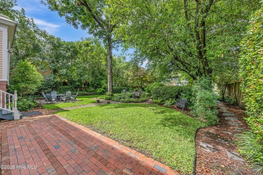 More Photos Of 412 S 3rd St, Wilmington Hospitality For Sale