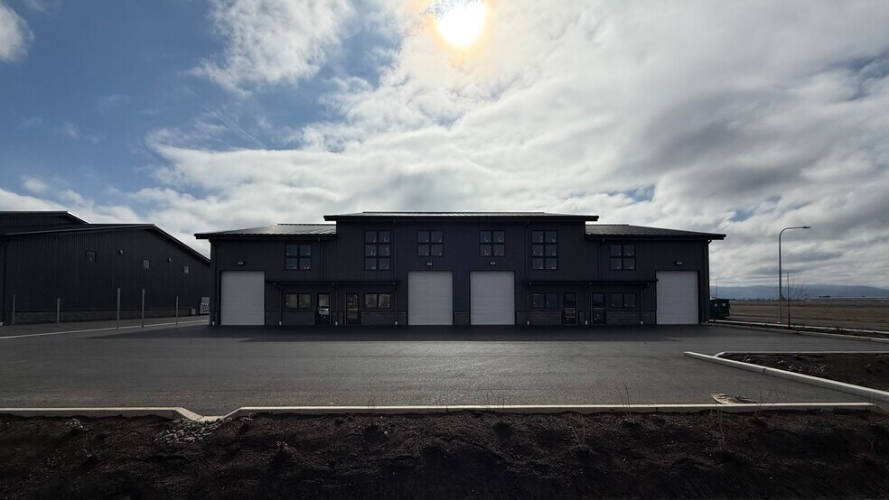 More Photos Of 2008 Commerce Drive - A, Medford Light Distribution For Sale