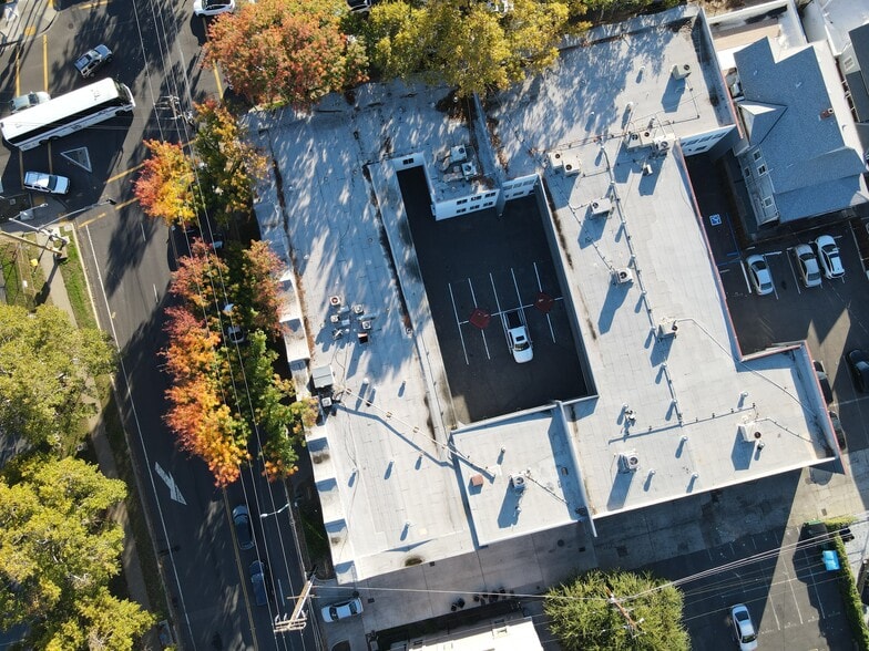 More Photos Of 930 Alhambra Blvd, Sacramento Office For Lease