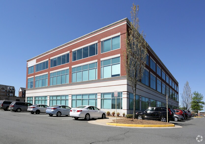 More Photos Of 9300 W Courthouse Rd, Manassas Medical For Lease