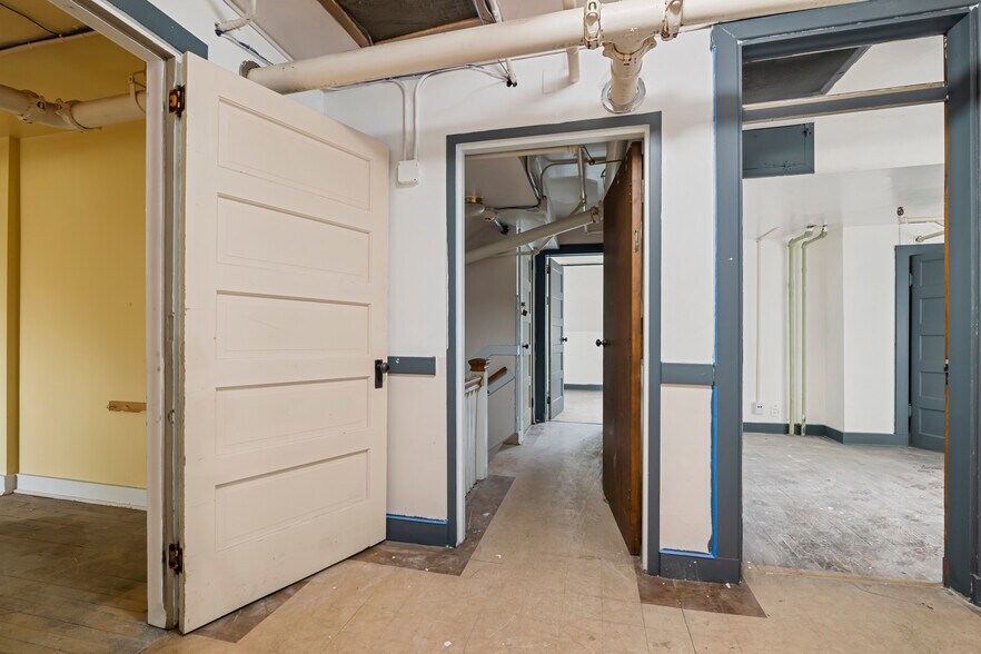 More Photos Of 535 Williamson Rd, Meadville Healthcare For Sale