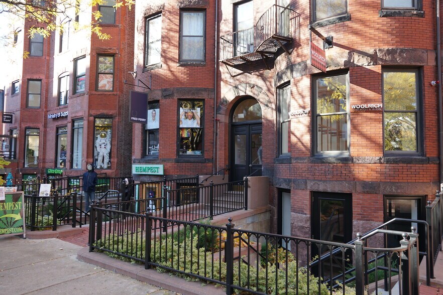 More Photos Of 299 Newbury St, Boston Apartments For Lease