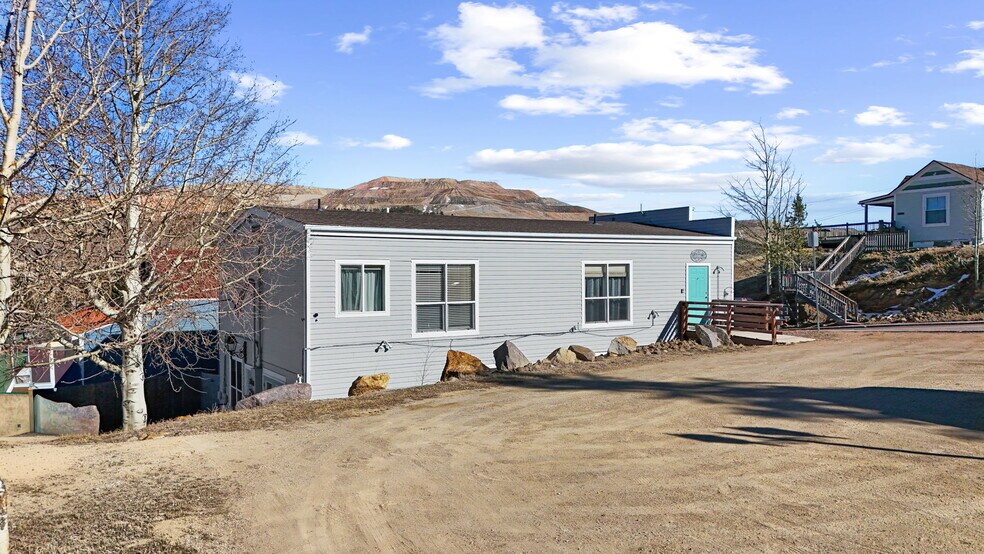 More Photos Of 217 W Masonic Ave, Cripple Creek Apartments For Sale
