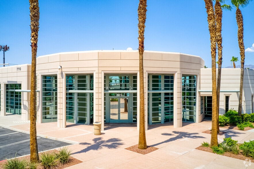 More Photos Of 7710 W Cheyenne Ave, Las Vegas Industrial For Sale