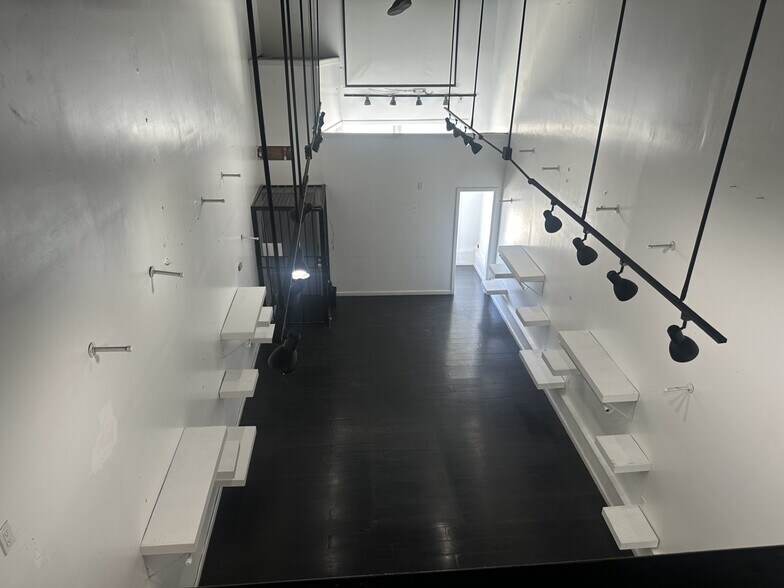 More Photos Of 4703 Crenshaw Blvd, Los Angeles Storefront For Sale