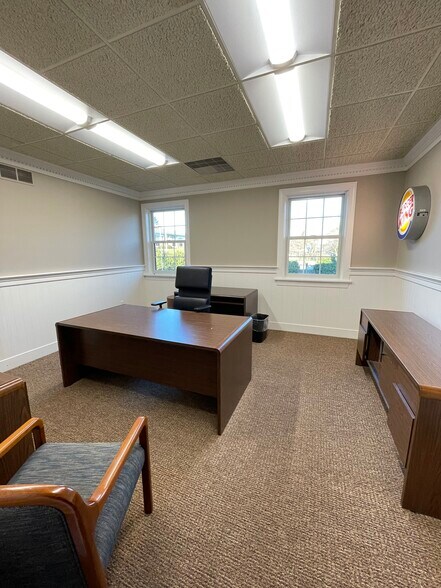 More Photos Of 1780 Swede Rd, Blue Bell Office For Sale