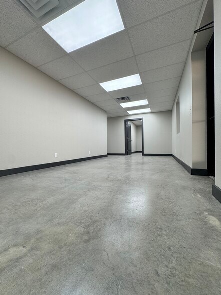 More Photos Of 4513 County Rd 128, Midland Industrial For Lease