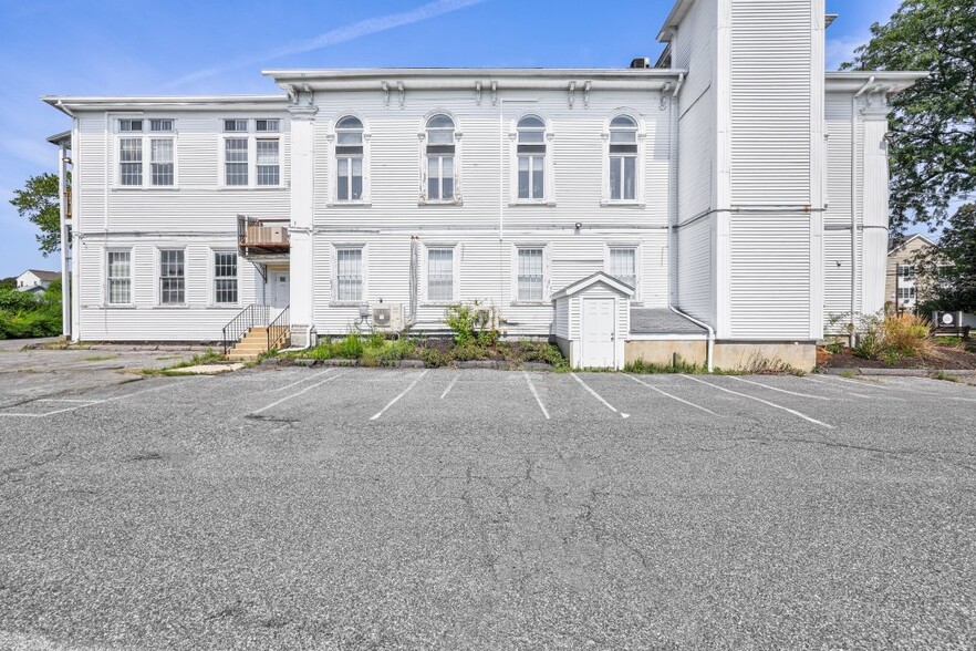 More Photos Of 86 Pleasant St, Marlborough Religious Facility For Sale