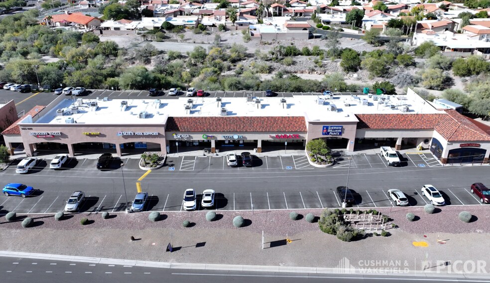More Photos Of 5665-5689 N Swan Rd, Tucson Unknown For Lease