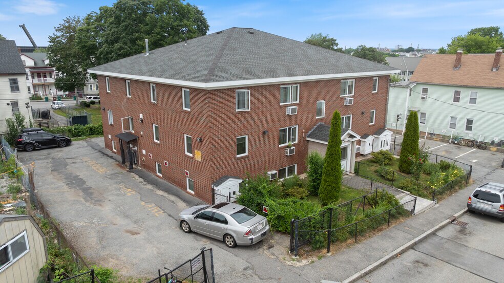 More Photos Of 55 Agawam St, Lowell Apartments For Sale