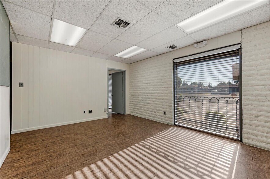 More Photos Of 531 N Alta Ave, Dinuba Office For Lease