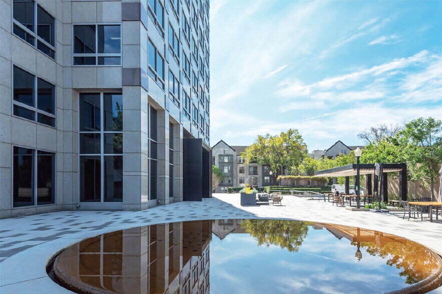 More Photos Of 301 N Lake Ave, Pasadena Office For Sale