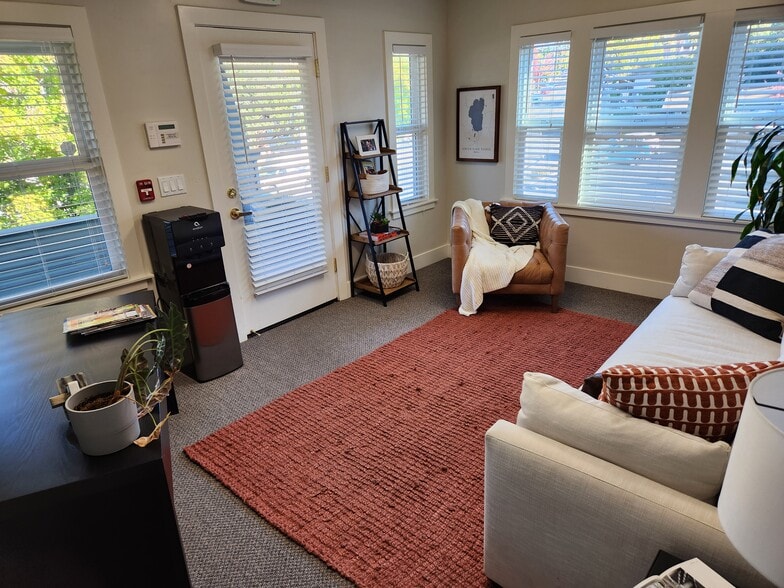 More Photos Of 1285 High St, Auburn Office For Sale