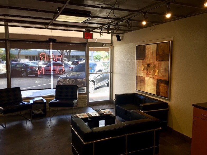More Photos Of 3020 N Federal Hwy, Fort Lauderdale Storefront For Lease