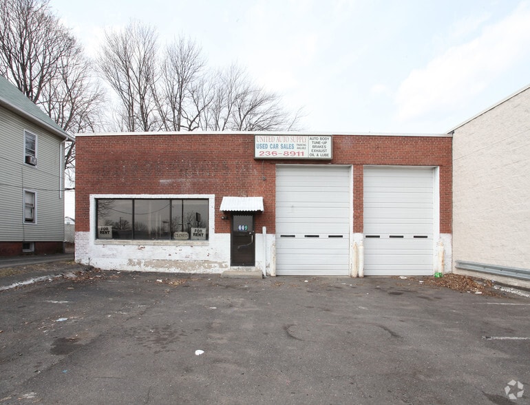 More Photos Of 449 New Park Ave, West Hartford Warehouse For Sale