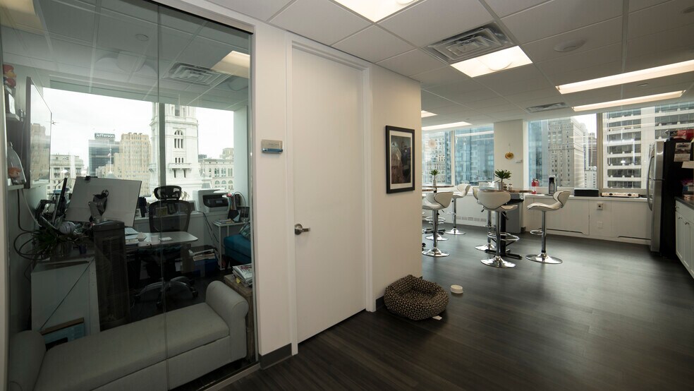 More Photos Of 1500 John F Kennedy Blvd, Philadelphia Office For Lease