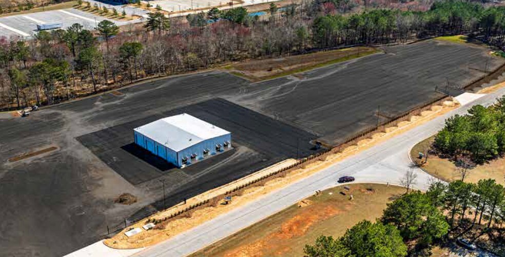 More Photos Of 105 Constitution Dr, McDonough Truck Terminal For Lease