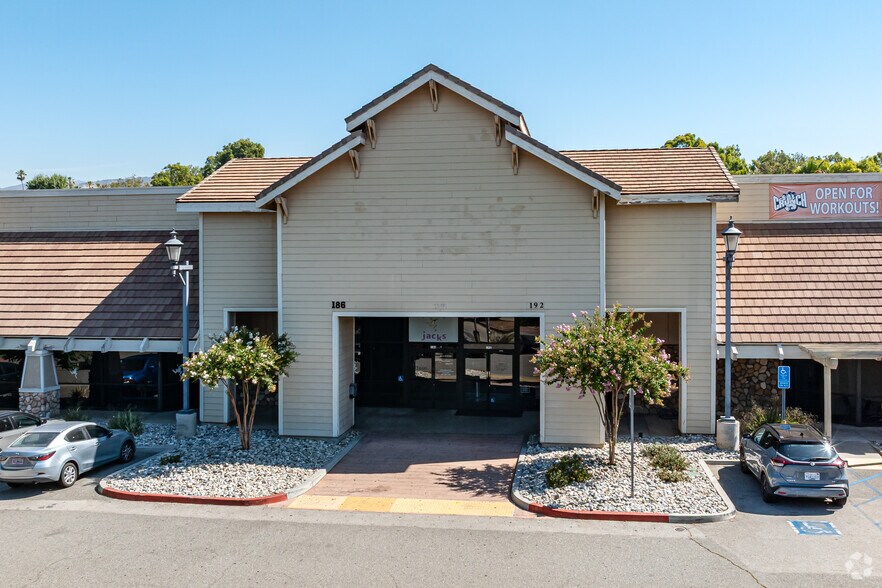 More Photos Of 186 Village Ct, San Dimas Storefront For Sale