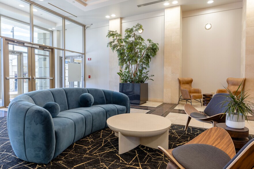 More Photos Of 8400 E crescent Pky, Greenwood Village Coworking Space