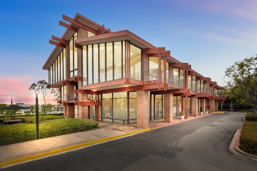 Primary Photo Of 250 Newport Center Dr, Newport Beach Medical For Lease