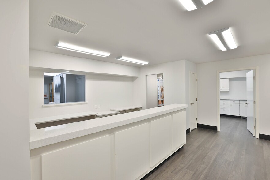 More Photos Of 2504 Samaritan Dr, San Jose Medical For Lease