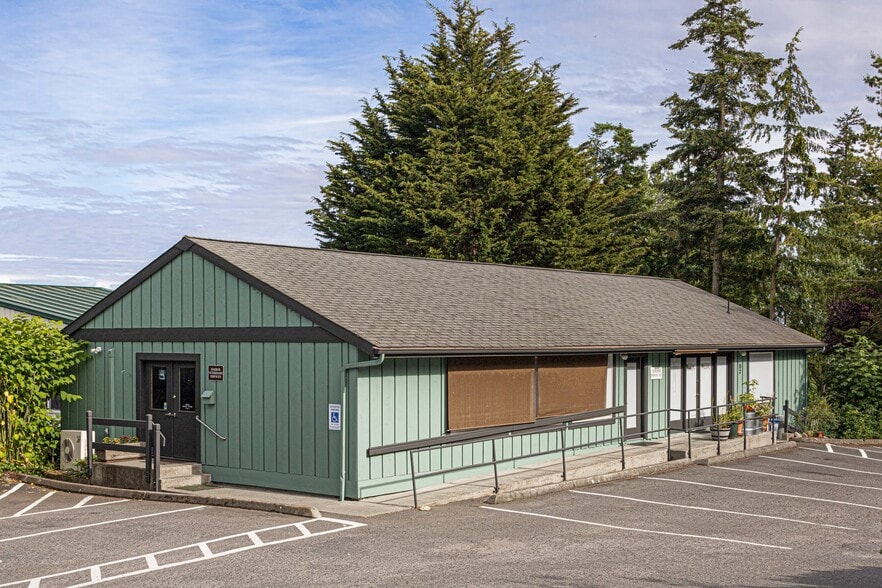 More Photos Of 849 Spring St, Friday Harbor Storefront Retail Residential For Sale