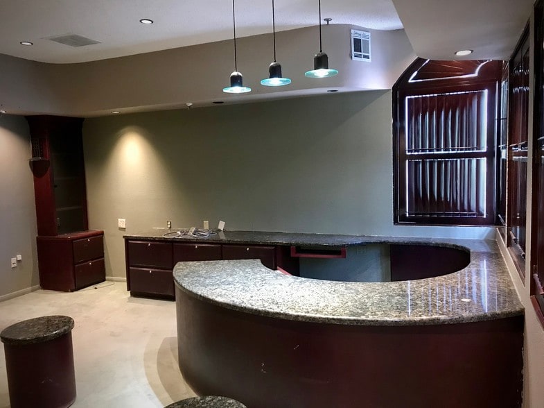 More Photos Of 1750 E Desert Inn Rd, Las Vegas Medical For Lease