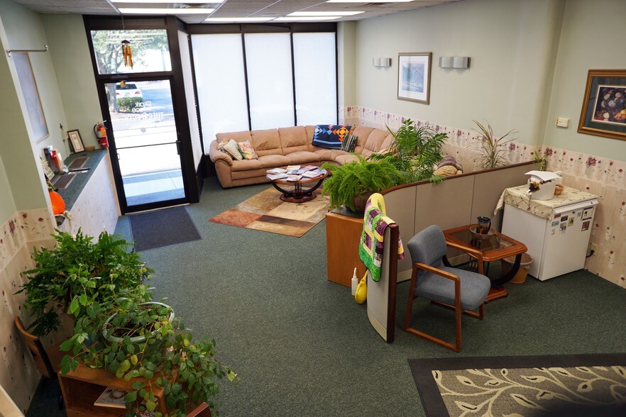 More Photos Of 1 Park Place Ave, Fredonia Office For Lease