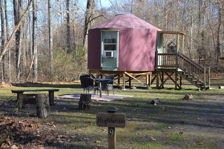 More Photos Of 504 Mountain View School Rd, Robbinsville Hotel For Sale