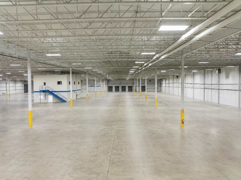 More Photos Of 110 W McCarter Rd, LaFayette Warehouse For Lease