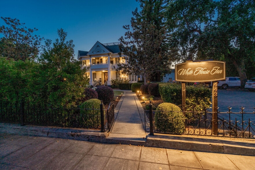 More Photos Of 443 Brown St, Napa Hotel For Sale