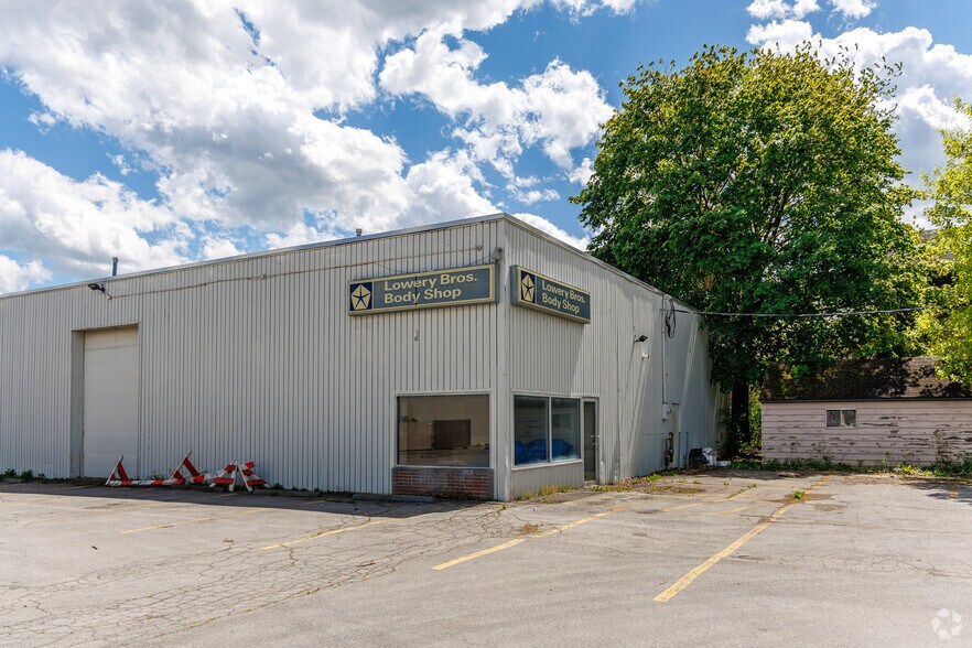More Photos Of 647 W Genesee St, Syracuse Auto Dealership For Sale