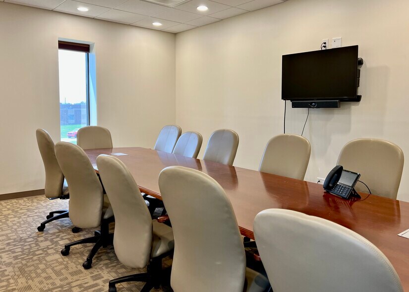 More Photos Of 2441 Production Dr, Indianapolis Loft Creative Space For Lease