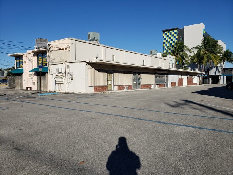 More Photos Of 19-33 N Federal Hwy, Dania Freestanding For Sale