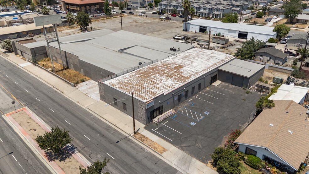 More Photos Of 395 E Valley Blvd, Colton Service For Sale