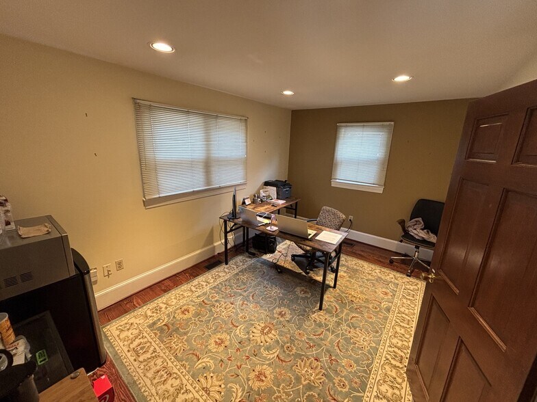 More Photos Of 9117 Church St, Manassas Coworking Space