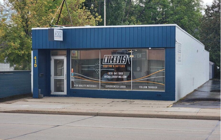 Primary Photo Of 415 W Wisconsin Ave, Appleton General Retail For Sale