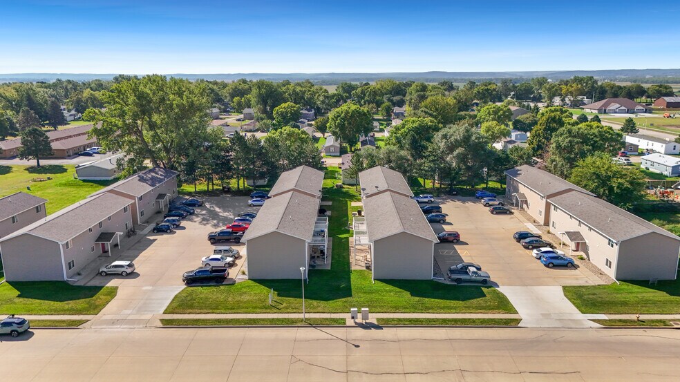 More Photos Of 1026 Cornell St, Vermillion Apartments For Sale