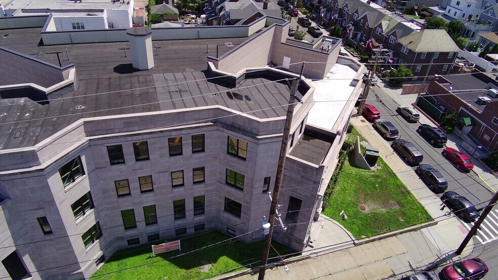 More Photos Of 90-01 Beach Channel Dr, Rockaway Beach Medical For Sale