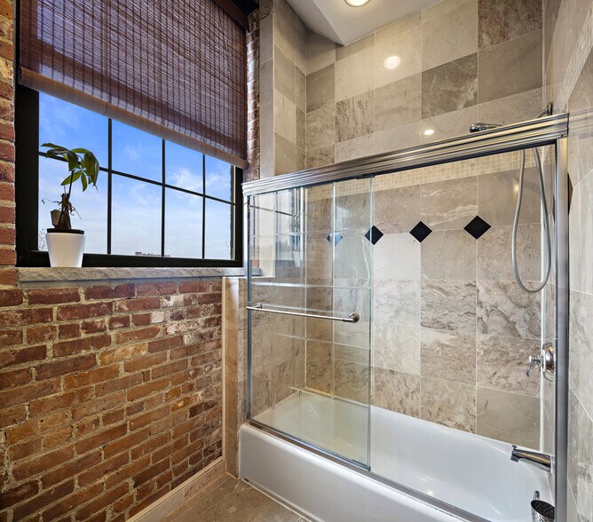 More Photos Of 9 E 18th St, Bayonne Apartments For Sale