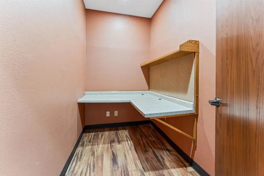 More Photos Of 180 Knights Way, Fond Du Lac Medical For Sale