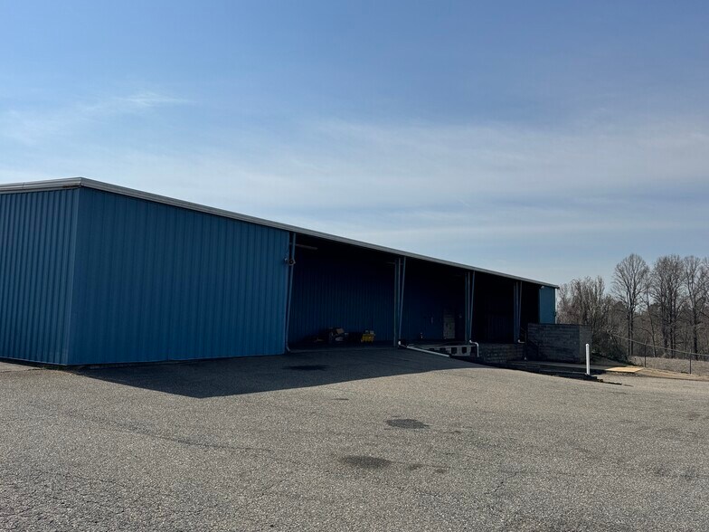 More Photos Of 1143 Airport Rd, Shelby Industrial For Lease
