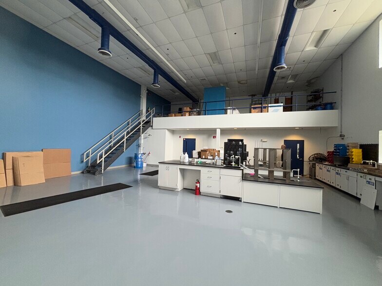 More Photos Of 160 Cooper Rd, Berlin Manufacturing For Lease