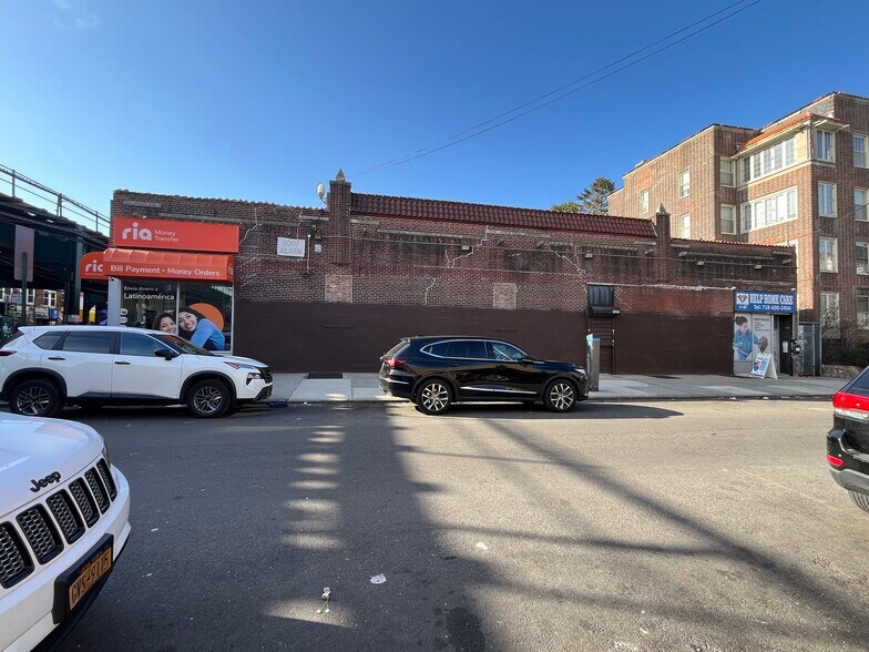 More Photos Of 8401-8429 Roosevelt Ave, Jackson Heights Storefront For Sale