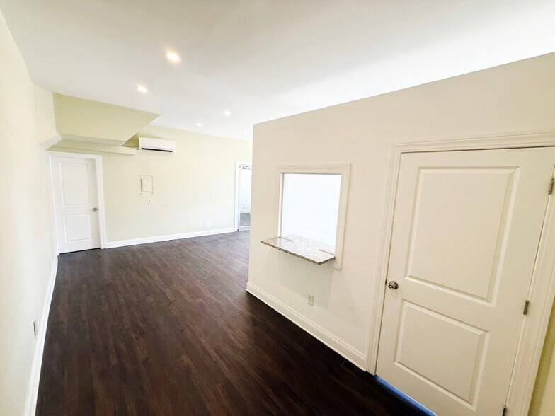 More Photos Of 1185 Elizabeth Ave, Elizabeth Storefront For Lease